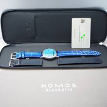 Thumbnail von NOMOS Club Automat Datum Signalblau Ref.: 777 Box+Papiere 2024 Full Set