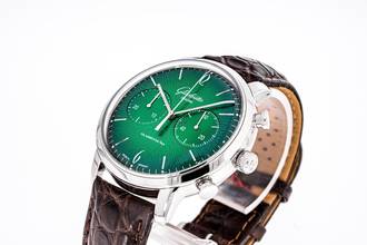 Thumbnail von Glashütte Original Sixties Chrono Green Annual Edition – 1-39-34-05-22-04 – like NEW – 07/2021 Full Set
