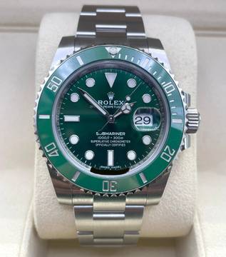  Rolex Submariner Date HULK GREEN D. DISCONTINUED with Box+Papers top condition 2019 