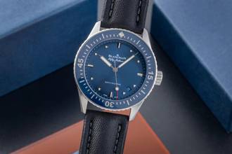 Thumbnail von Blancpain Fifty Fathoms Bathyscaphe Stahl Automatik Ref. 5100-1140-O52A Papiere