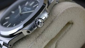 Thumbnail von Patek Philippe Nautilus Steel - Blue - New Calibre - New - Fullset - 09/2020