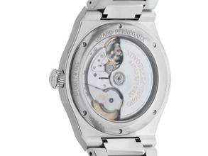 Thumbnail von Girard Perregaux Laureato Ref.81010-11-3153-1CM 2025 Full Set Ungetragen
