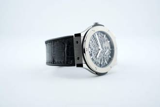 Thumbnail von Hublot Classic Fusion Ultra-Thin Skeleton 45MM Titanium Like New - 515.NX.0170.LR
