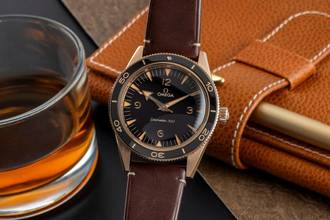  Omega Seamaster 300 Bonze Gold Automatik Ref. 234.92.41.21.10.001 
