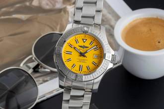  Breitling Avenger Seawolf Yellow Stahl Automatik Herrenuhr Ref A17319101I1A1 B&P 