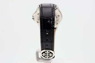 Thumbnail von Patek Philippe Annual Calendar Wempe Edition In Platinum - Limited Edition - With Box And Papers - 5125P-001 2003