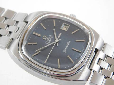  Omega Seamaster Herrenuhr mit Stahlband schwarzes Zifferblatt von 1977 seltene Seamaster mit dem original Stahlband volle Länge 