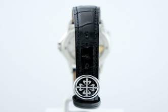 Thumbnail von Patek Philippe World Time 37mm Platinum Case - Extract From The Archieves - 24 Months Warranty 5110P
