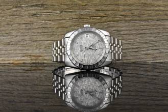  Tudor Classic Date 21010 Automatic Silver Dial - Card 2010 