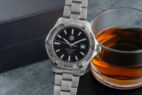  TAG Heuer Aquaracer 300M Automatik Calibre 5 Edelstahl Herrenuhr Ref. WAP2010 