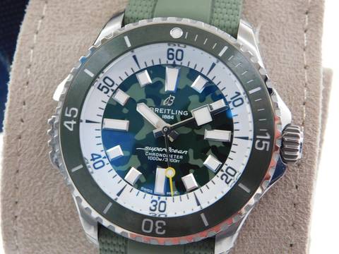  Breitling Superocean Automatic 46 Super Diver Green Neu & ungetragen 10/2025 Full Set Garantie bis 29.10.2027 