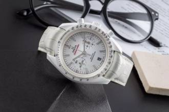Thumbnail von Omega Speedmaster Moonwatch White Side Of The Moon 311.93.44.51.04.002 B&P 2016