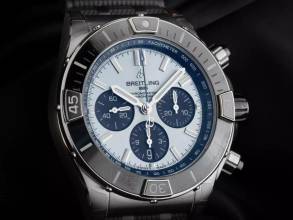 Thumbnail von Breitling Chronomat Super Chronomat B01 Ref.PB0136251C1S1 2025 Full Set Ungetragen Super Chronomat Faltschließe