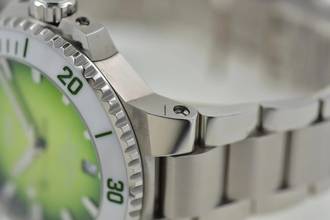 Thumbnail von Oris Aquis Date Taste of Summer Green White 01 733 7787 4137-07 8 22 04PEB