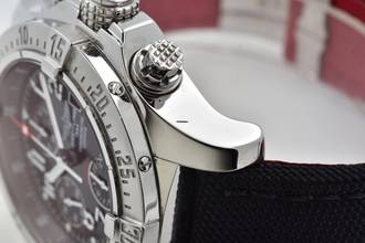  Breitling Avenger Skyland Chronograph A13380 