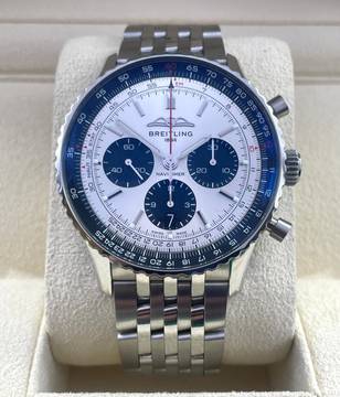  Breitling Navitimer 1 B01 Chronograph 43mm 2 Straps Steel and Leatherband with folding clasp FULL SET WITH BOX & PAPERS like NEW year: 2023 Silver Dial 