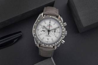  Omega Speedmaster Chronograph Keramik Automatik Herrenuhr 311.93.44.51.99.001 