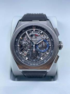  Zenith Defy El Primero 21 FULL SET WITH BOX AND PAPERS like NEW year:2022 / 2 Straps 