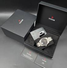 Thumbnail von Tudor Ranger M79950-0001 Steel Bracelet Unworn/New Condition Full Set 4/2026