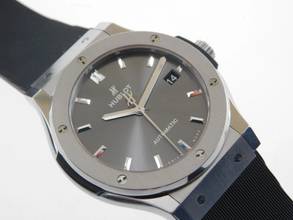 Thumbnail von Hublot Classic Fusion Racing Grey im Full Set aus 2021 LC 100 Deutschland Neuzustand mit Kautschukband und Faltschließe