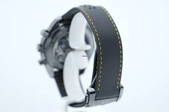 Thumbnail von Omega Speedmaster Dark Side Of The Moon Apollo 8 44mm - With Box And Papers - Unworn 31192443001001 2022