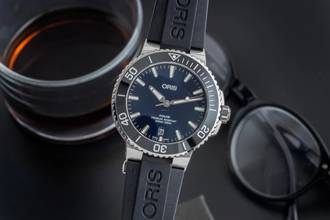 Thumbnail von Oris Aquis Date Stahl Automatik Herrenuhr Ref. 01 733 7732 4135 Box & Papiere