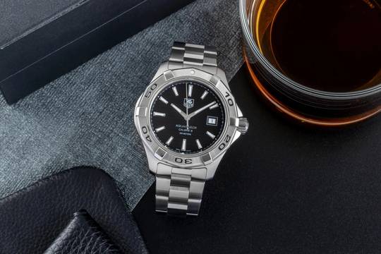  TAG Heuer Aquaracer 300M Automatik Calibre 5 Edelstahl Herrenuhr Ref. WAP2010 