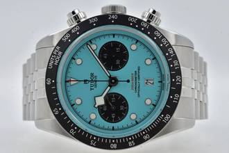 Thumbnail von Tudor Heritage Black Bay Chronograph 79360N Tiffany Flamingo Blue Dial