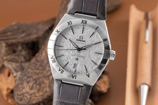  Omega Constellation Stahl Automatik Herrenuhr Ref. 131.13.39.20.06.001 Papiere 