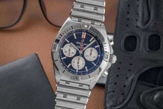  Breitling Chronomat 42 B01 42 Chronograph Automatik Ref AB0134101B1A1 Papiere 