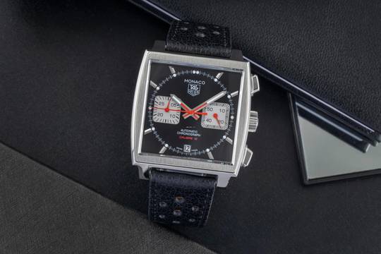  TAG Heuer Monaco Calibre 12 Chronograph Automatik Stahl Herren Ref. CAW2114 B&P 2010 