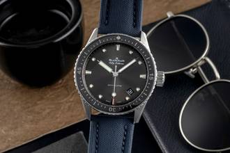 Thumbnail von Blancpain Fifty Fathoms Bathyscaphe Stahl Automatik Ref. 5000-1110-B52A Papiere