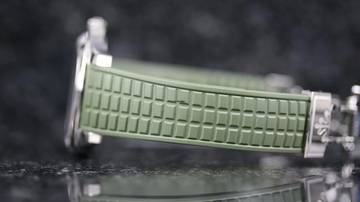  Patek Philippe Aquanaut Luce Green - like New - Fullset - 2023 