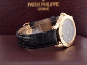 Thumbnail von Patek Philippe Neptune 5081j-001 Yellow Gold Neptune - Very Rare Full Set
