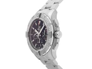  Breitling Avenger B01 Ref.AB0147101B1A1 2026 Full Set Ungetragen Avenger B01 Chronograph 