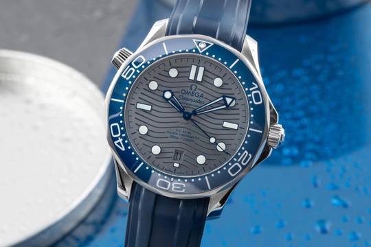  Omega Seamaster Diver 300 M Stahl Automatik Ref. 210.32.42.20.06.001 B&P 2019 