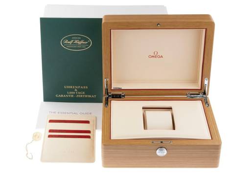  Omega Seamaster Railmaster Ref. 235.12.38.20.06.001 2025 Full Set Ungetragen Seamaster Railmaster Faltschließe 