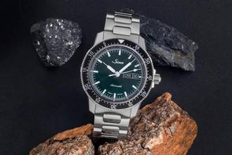  Sinn 104 ST SA Stahl Automatik Ref. 104.0131 Box & Papiere 2025 