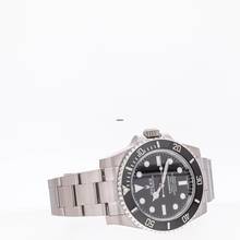 Thumbnail von Rolex Submariner (No Date) 40 – 114060 – like NEW – 2014 Full Set