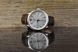  TAG Heuer Carrera Calibre 5 Date Day Silver Dial Automatik - Full Set 2024 