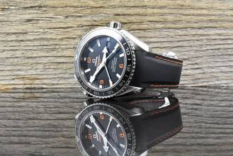  Omega Seamaster Planet Ocean Gmt 600M Co-Axial 44MM Black Ceramic / Rubber Automatic 