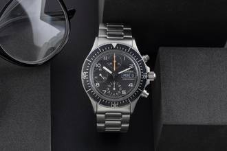  Sinn 256 Universal Chronograph Stahl Automatik Ref. 256.010 