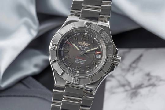  Breitling Colt GMT+ Automatik Edelstahl Herrenuhr Ref. A32370 