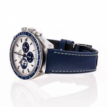 Thumbnail von Omega Speedmaster Professional Moonwatch 50th 'Silver Snoopy Award' – 310.32.42.50.02.001 – NEW & Unworn – 12/2025 Full