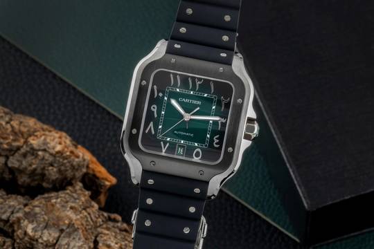  Cartier Santos Green Arabic Stahl Automatik Herrenuhr Ref. WSSA0055 B&P 2025 