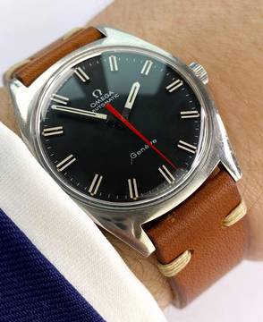  Omega Genève Serviced Geneve Vintage Automatic Automatik ref 165041 Black Dial Red Hand 165041 
