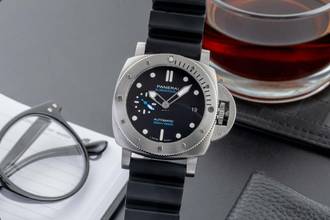  Panerai Luminor Submersible Automatik Herrenuhr Ref. PAM00973 B&P 