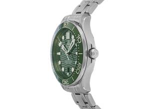 Thumbnail von Omega Seamaster Diver 300 M Ref.210.30.42.20.10.001 2025 Full Set Ungetragen Seamaster Diver 300M Green Dial