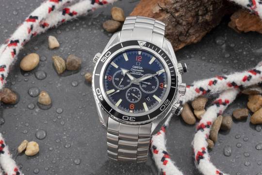  Omega Seamaster Planet Ocean Chronograph 600M Chronograph Automatik Ref. 2910.51.82 B&P 2010 