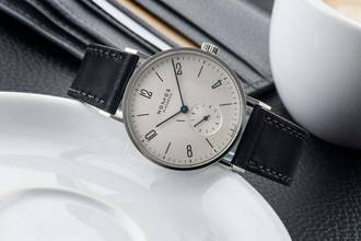 Thumbnail von NOMOS Tangente Allianz Herbstwerbung 2007 Handaufzug Ref.101 Box & Papiere